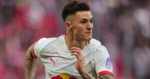 Benjamin Sesko nhận lương khủng tại Man United