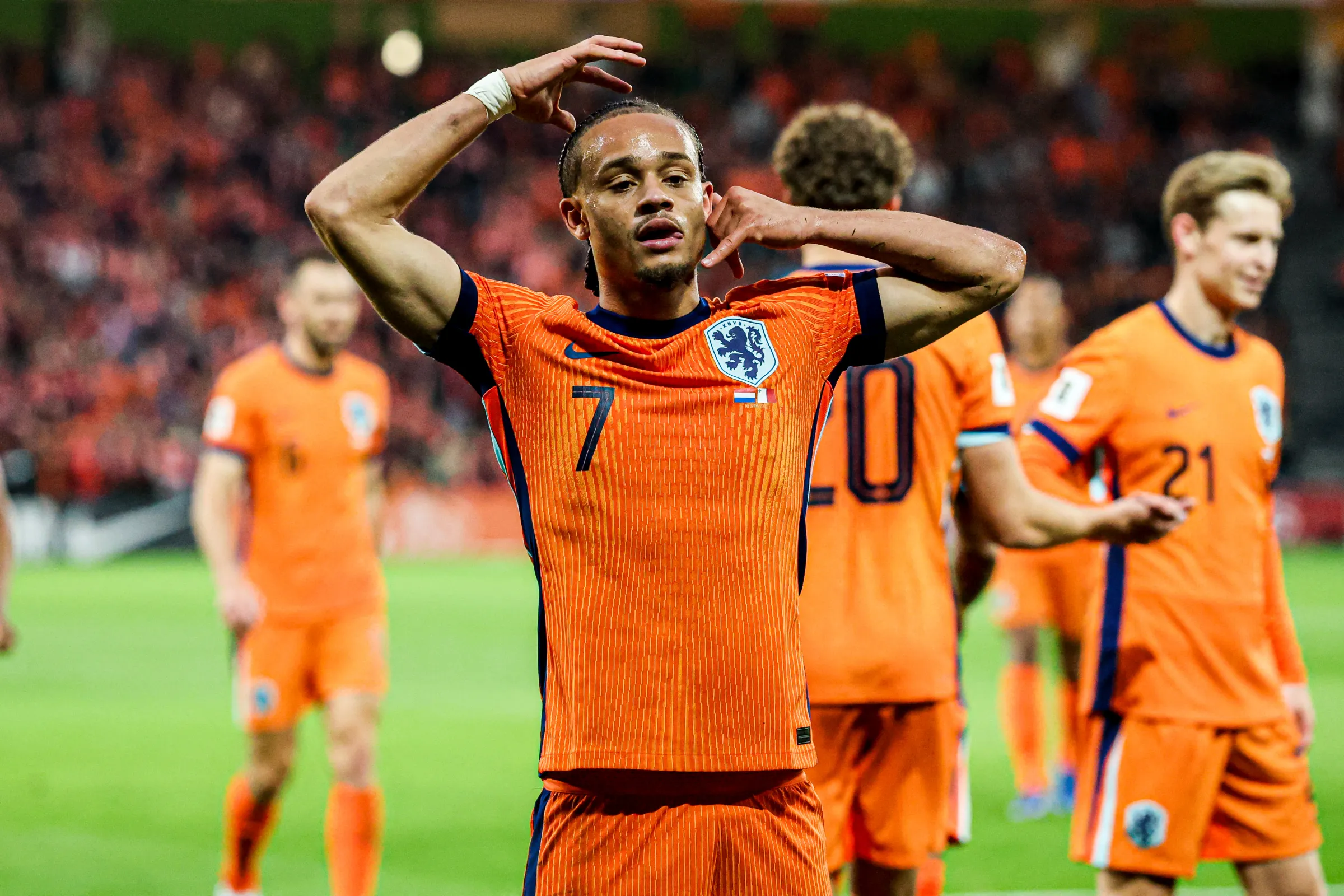Chelsea tiếp tục đàm phán với Leipzig về Xavi Simons