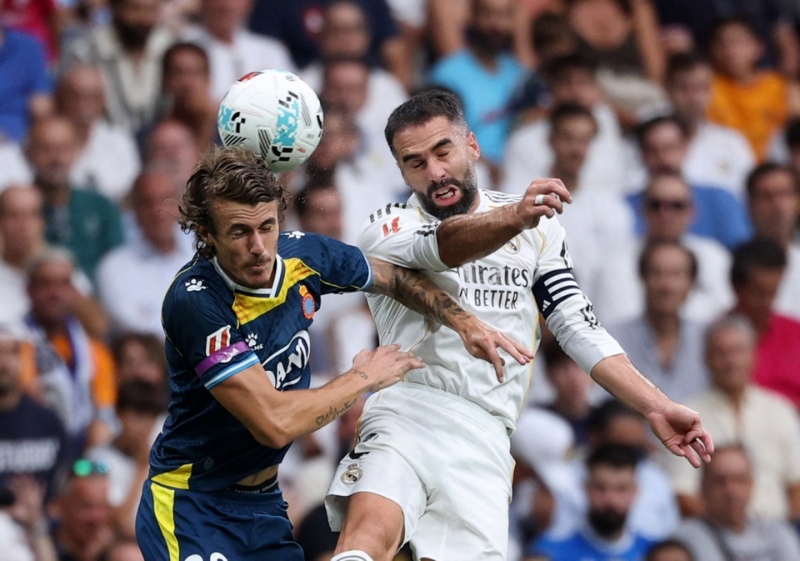 Real Madrid gặp khủng hoảng ở cánh phải