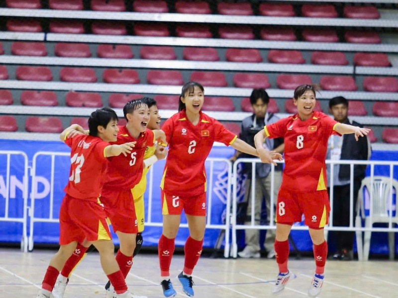 Đội tuyển futsal nữ Việt Nam tạo nên kỳ tích tại SEA Games 33