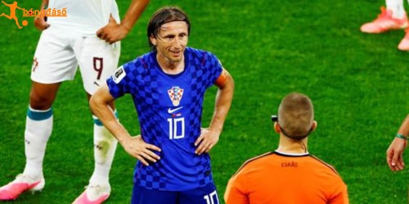 Luka Modric công khai chỉ trích công nghệ VAR